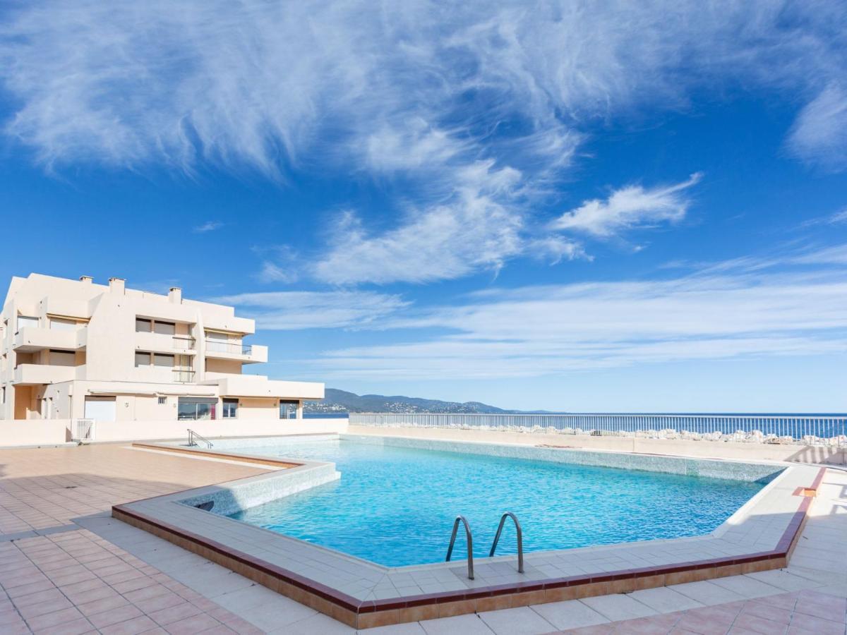 Apartment Le Port De Bormes By Interhome ภายนอก รูปภาพ